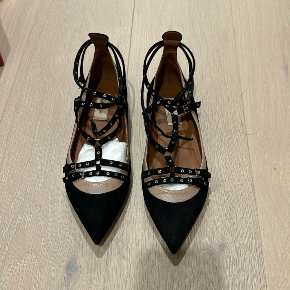 Valentino Garavani Ballerina Suede and Leather Flats. Size 37